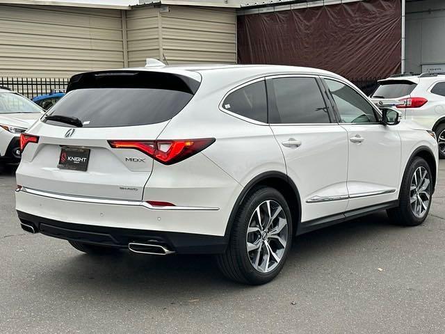 used 2022 Acura MDX car, priced at $42,995