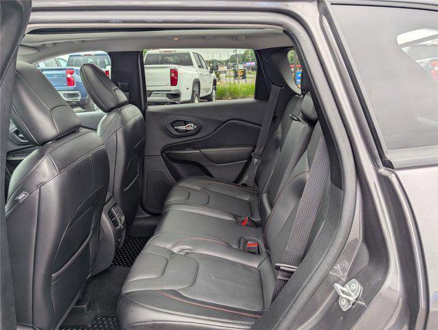 used 2019 Jeep Cherokee car, priced at $15,721