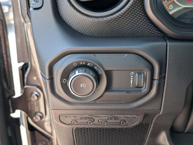 new 2025 Jeep Wrangler car, priced at $55,002
