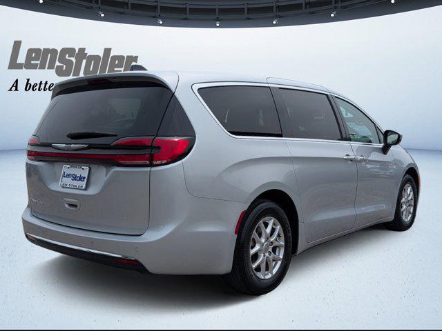 used 2023 Chrysler Pacifica car, priced at $22,500