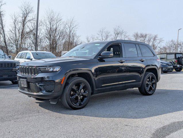 used 2023 Jeep Grand Cherokee car, priced at $31,600