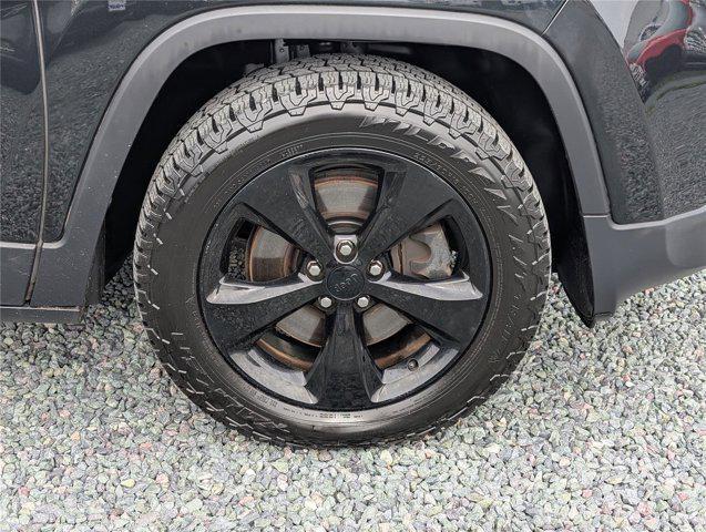 used 2016 Jeep Cherokee car, priced at $12,500
