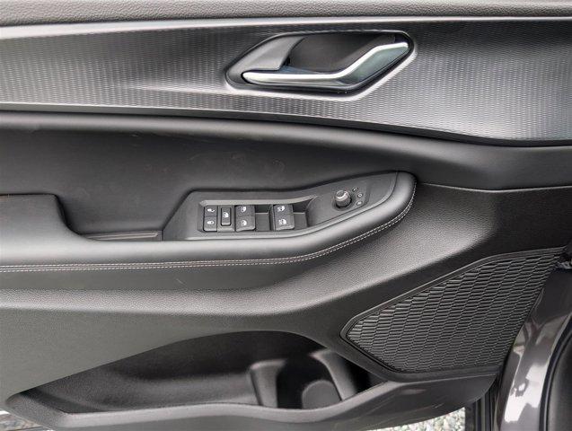 new 2025 Jeep Grand Cherokee car, priced at $35,927