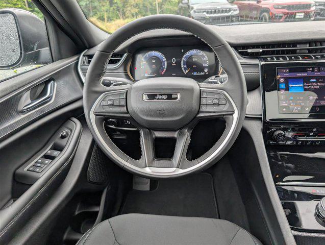 new 2025 Jeep Grand Cherokee car, priced at $35,927