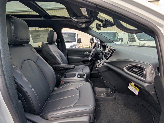 new 2026 Chrysler Pacifica car, priced at $36,948