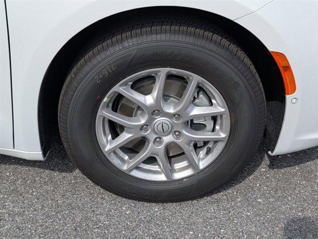 new 2026 Chrysler Pacifica car, priced at $36,948