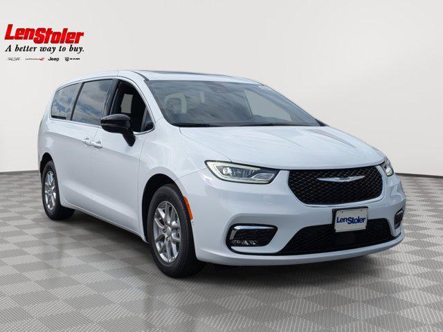 new 2026 Chrysler Pacifica car, priced at $36,948