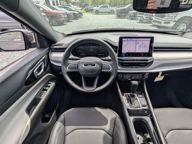new 2025 Jeep Compass car, priced at $35,812