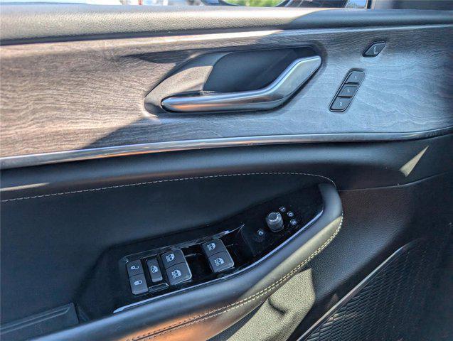 used 2023 Jeep Grand Cherokee car, priced at $37,000