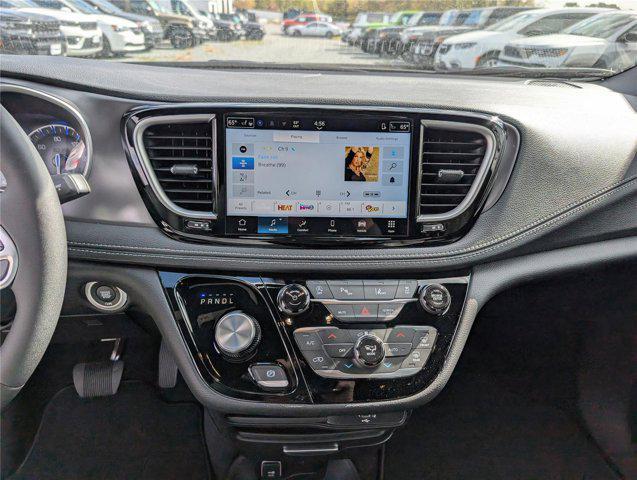 new 2026 Chrysler Pacifica car, priced at $36,687