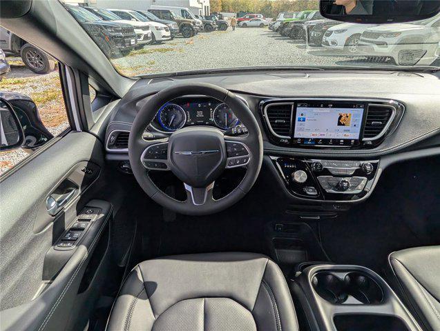 new 2026 Chrysler Pacifica car, priced at $36,687