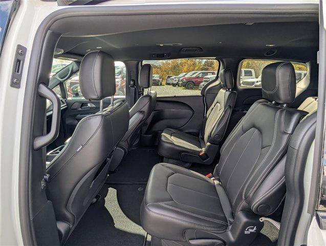 new 2026 Chrysler Pacifica car, priced at $36,687
