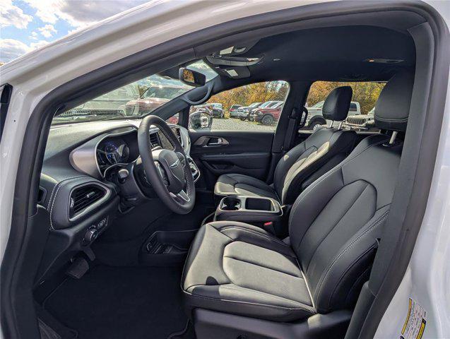 new 2026 Chrysler Pacifica car, priced at $36,687