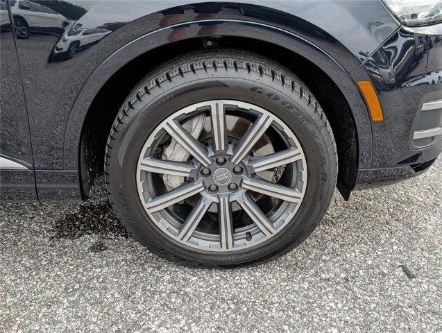used 2017 Audi Q7 car, priced at $15,500