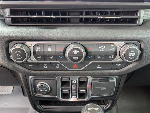 new 2025 Jeep Wrangler car, priced at $40,675