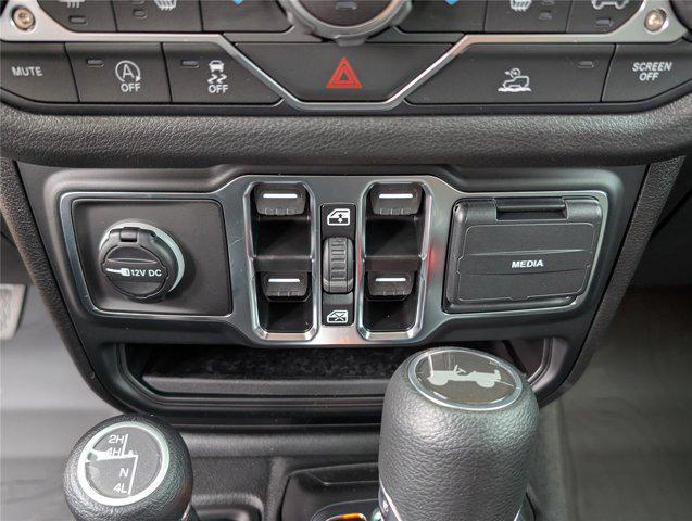 new 2025 Jeep Wrangler car, priced at $40,675