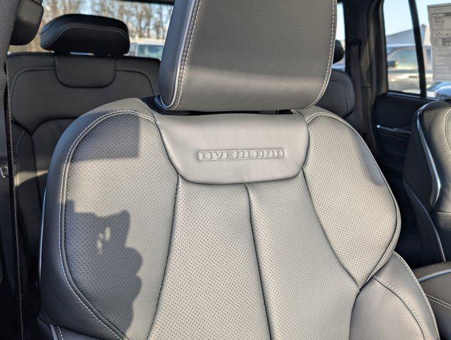 new 2025 Jeep Grand Cherokee car, priced at $55,953