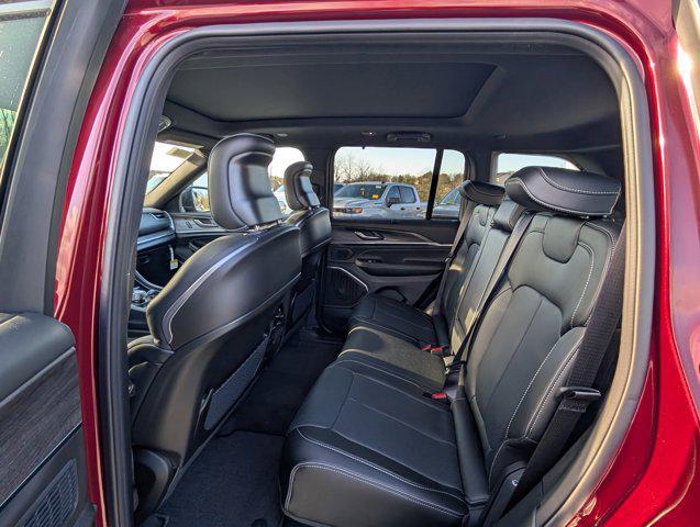 new 2025 Jeep Grand Cherokee car, priced at $55,953