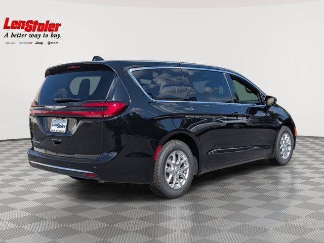 new 2026 Chrysler Pacifica car, priced at $36,106