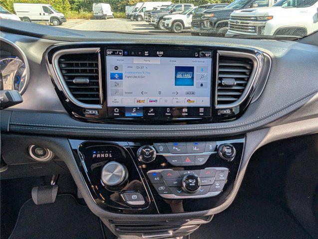 new 2026 Chrysler Pacifica car, priced at $36,106