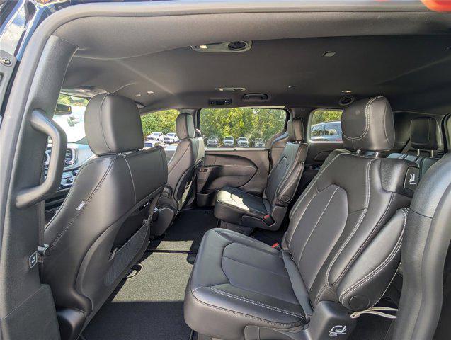 new 2026 Chrysler Pacifica car, priced at $36,106