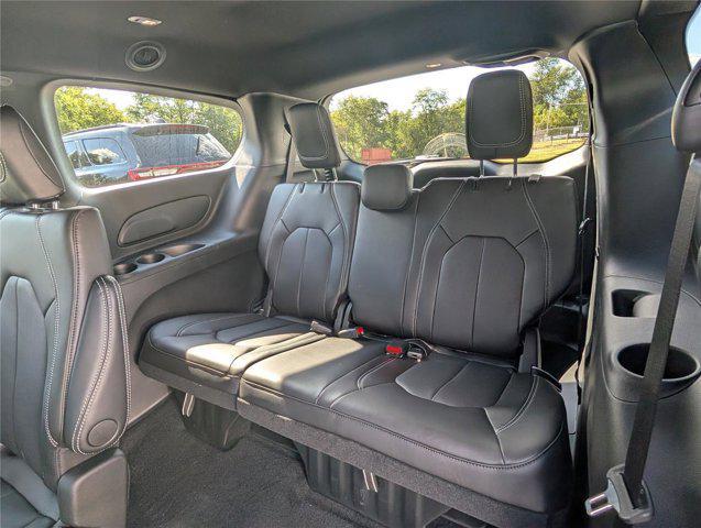 new 2026 Chrysler Pacifica car, priced at $36,106