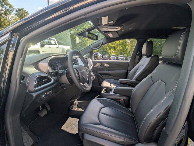 new 2026 Chrysler Pacifica car, priced at $36,106