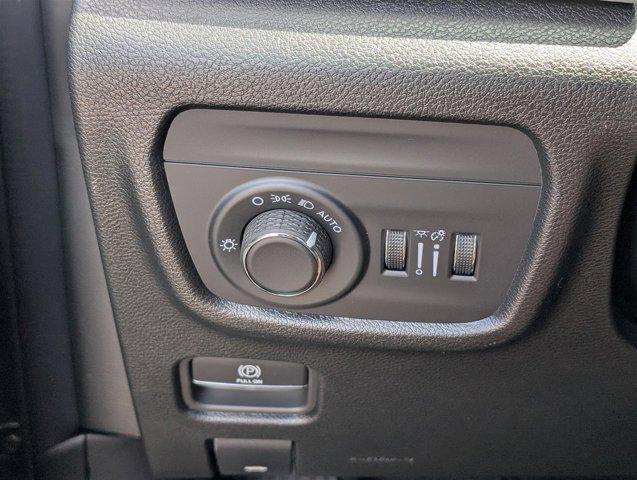 new 2025 Jeep Grand Cherokee L car, priced at $33,265