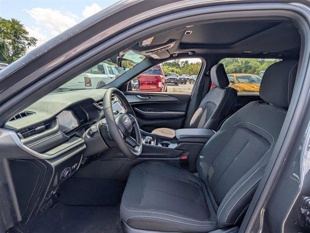 new 2025 Jeep Grand Cherokee L car, priced at $33,265