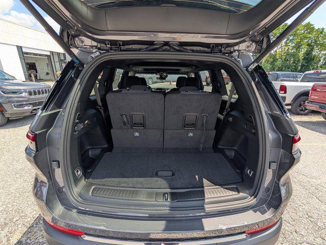 new 2025 Jeep Grand Cherokee L car, priced at $33,265