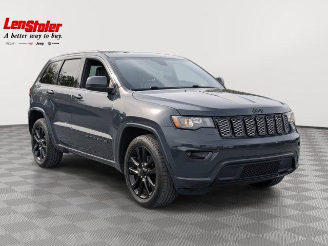 used 2018 Jeep Grand Cherokee car, priced at $17,500