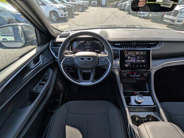 new 2025 Jeep Grand Cherokee L car, priced at $37,515