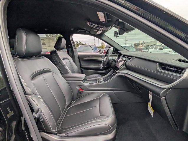 new 2025 Jeep Grand Cherokee L car, priced at $37,702