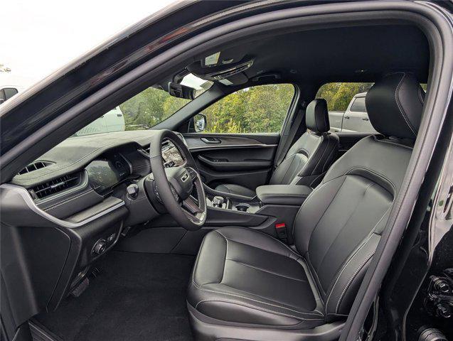 new 2025 Jeep Grand Cherokee L car, priced at $37,702