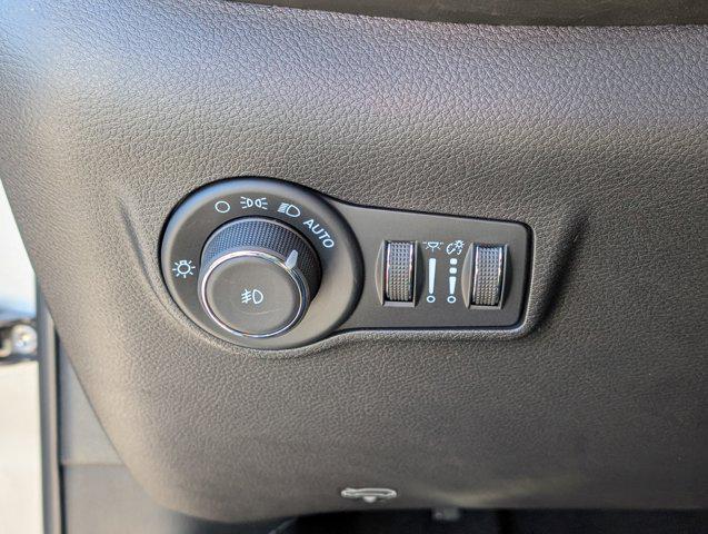 new 2025 Jeep Compass car, priced at $31,662
