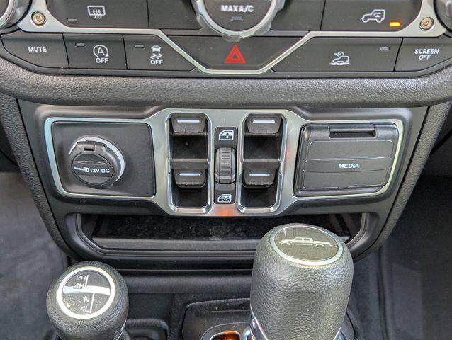 new 2025 Jeep Gladiator car, priced at $37,649