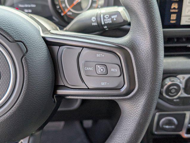 new 2025 Jeep Gladiator car, priced at $37,649