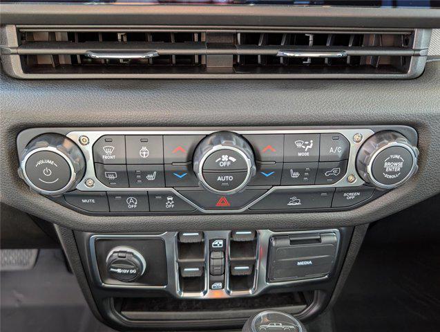 new 2025 Jeep Gladiator car, priced at $37,736