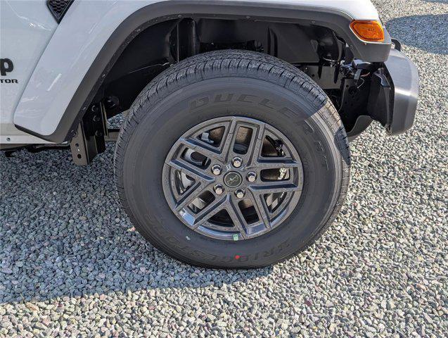 new 2025 Jeep Gladiator car, priced at $37,736