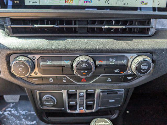 new 2025 Jeep Gladiator car, priced at $32,771