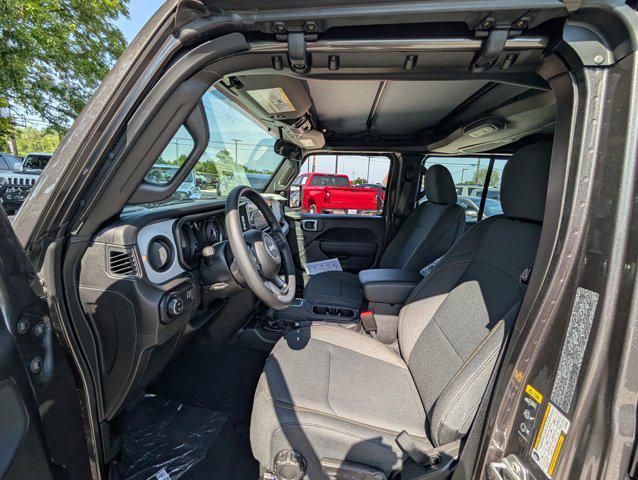 new 2025 Jeep Gladiator car, priced at $32,771