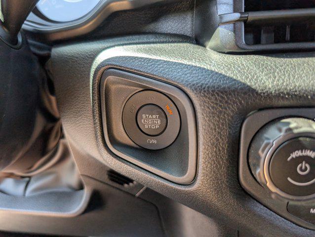 new 2025 Jeep Gladiator car, priced at $32,771