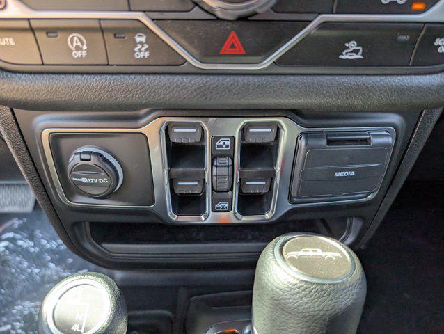 new 2025 Jeep Gladiator car, priced at $32,771
