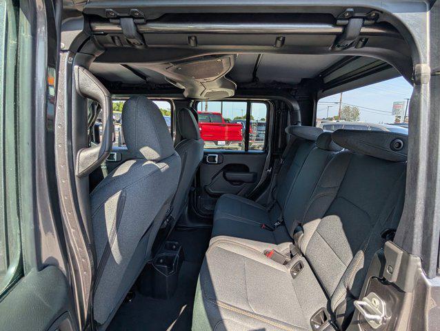 new 2025 Jeep Gladiator car, priced at $32,771