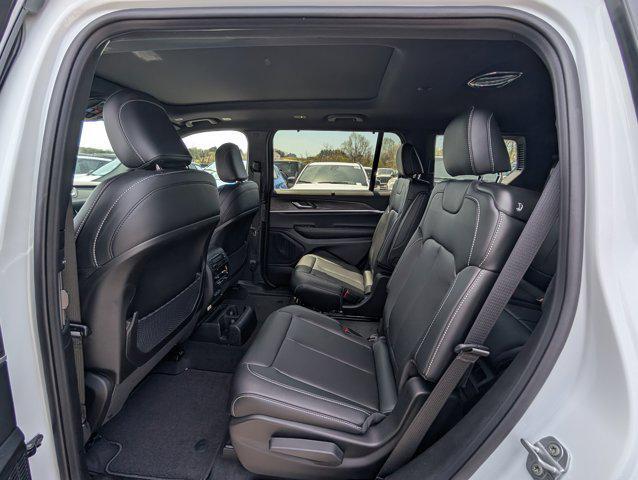 new 2025 Jeep Grand Cherokee L car, priced at $45,152