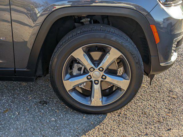 used 2021 Jeep Grand Cherokee L car, priced at $28,000