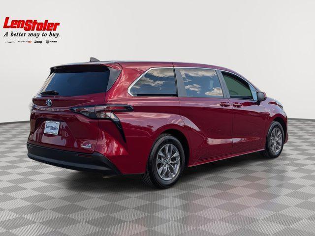 used 2024 Toyota Sienna car, priced at $39,500