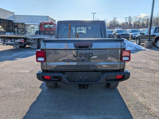 used 2022 Jeep Gladiator car, priced at $32,000