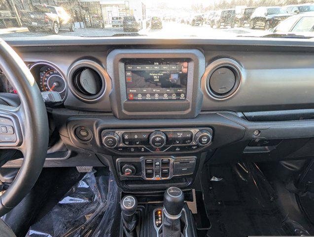 used 2022 Jeep Gladiator car, priced at $32,000