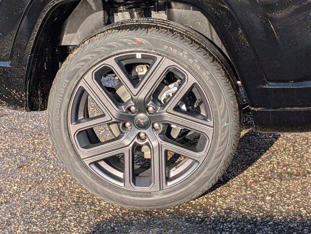new 2025 Jeep Compass car, priced at $30,300